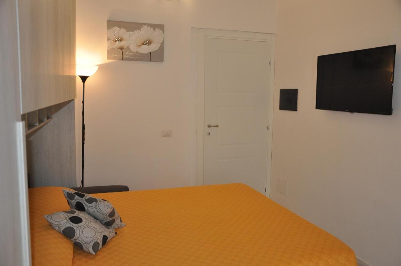 Brezza Di Mare Gaeta B&B ภายนอก รูปภาพ