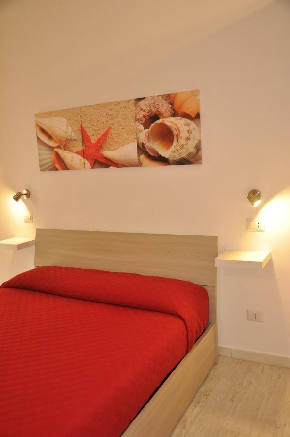 Brezza Di Mare Gaeta B&B ภายนอก รูปภาพ